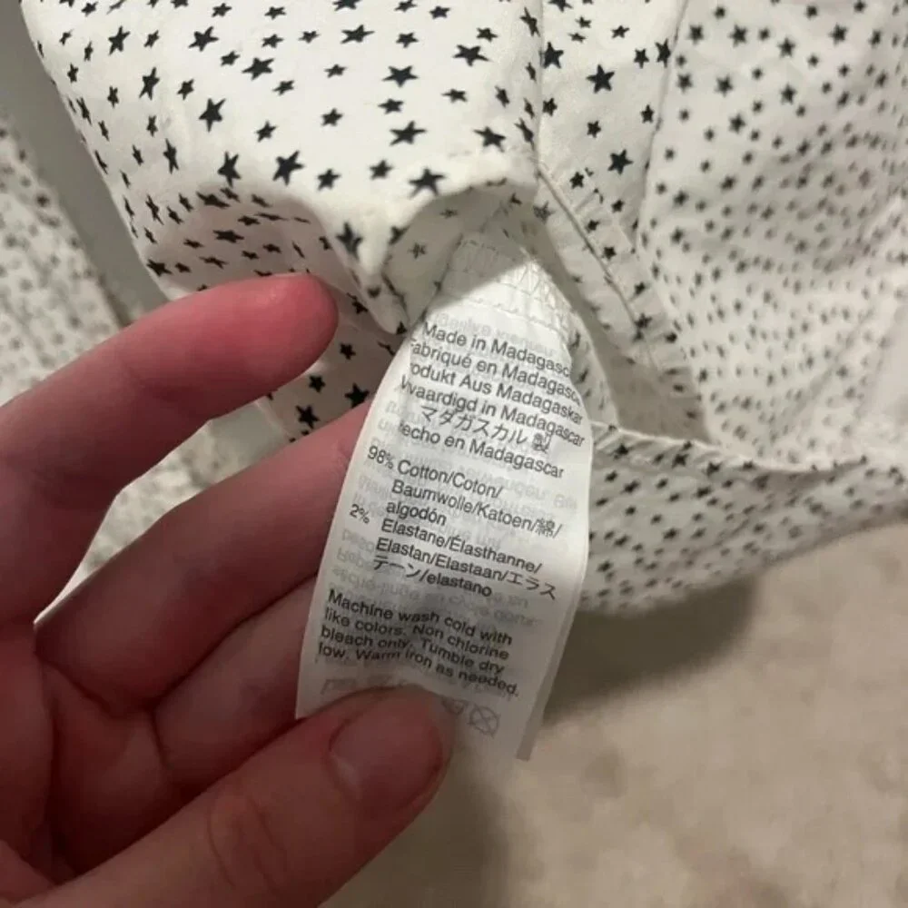 🤍 J. Crew Button Down Shirt! - Picture 6 of 7